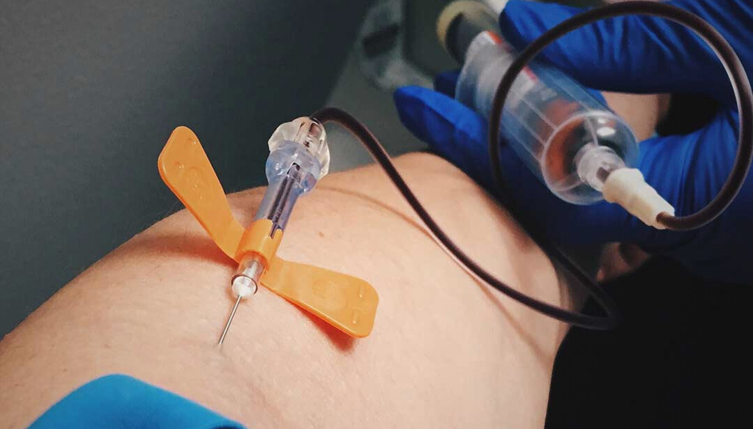 pUNCAO-VENOSA-E-COLETA-DE-SANGUE